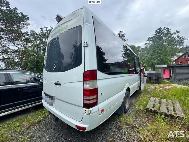 Minibuss Mercedes-Benz Sprinter 516 Minibus – 17 Seats