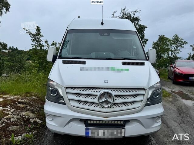 Minibuss Mercedes-Benz Sprinter 516 Minibus – 17 Seats