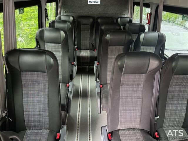 μίνι λεωφορείο Mercedes-Benz Sprinter 516 Minibus – 17 Seats