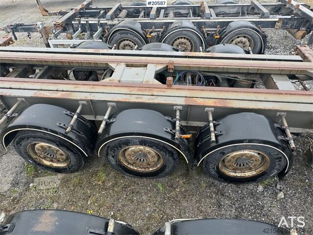 F.A.G konteinerinė priekaba – su pakreipimo funkcija  F.A.G Container Trailer – with Tipping Function