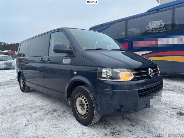 Mikroautobusas VW Caravelle – 7 seats with wheelchair lift