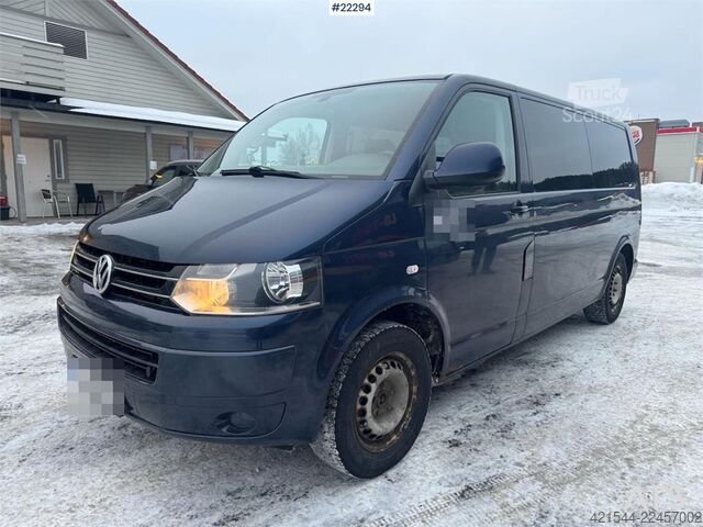 Mikroautobusas VW Caravelle – 7 seats with wheelchair lift