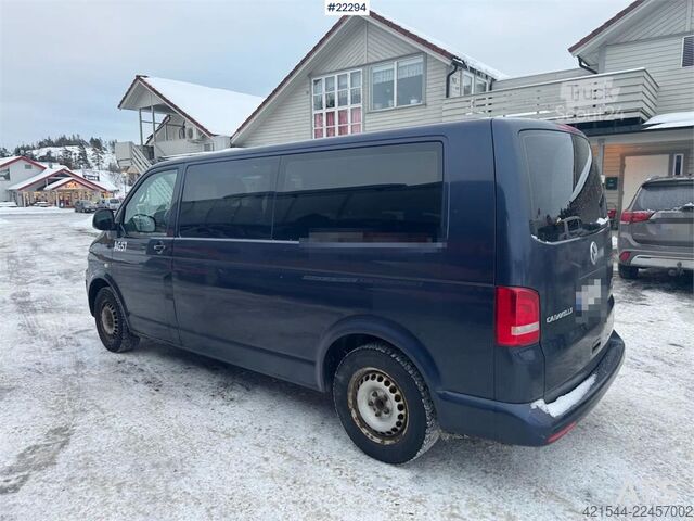 Mikroautobusas VW Caravelle – 7 seats with wheelchair lift