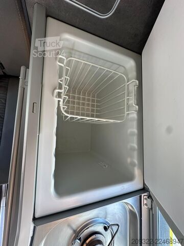 عربة تخييم 2022 Volkswagen California Coast | Cambio automatico | Tetto a soffietto