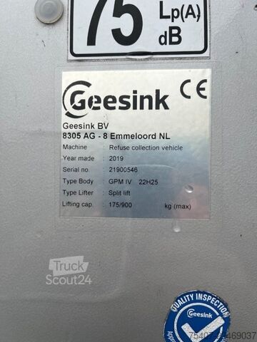 شاحنة جمع القمامة GEESINK BV GEESINK Müllaufbau GPM IV 22H25