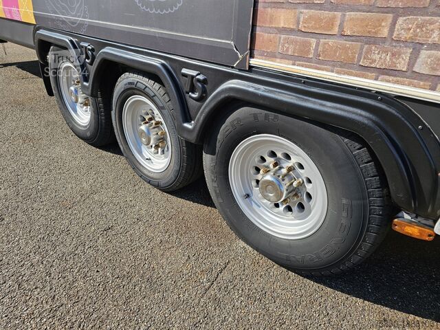 Scania P 280 + trailer  - 2 X SLIDE OUT / CAMPER / WOHNMOBIL Scania P 280 + trailer  - 2 X SLIDE OUT / CAMPER / WOH...