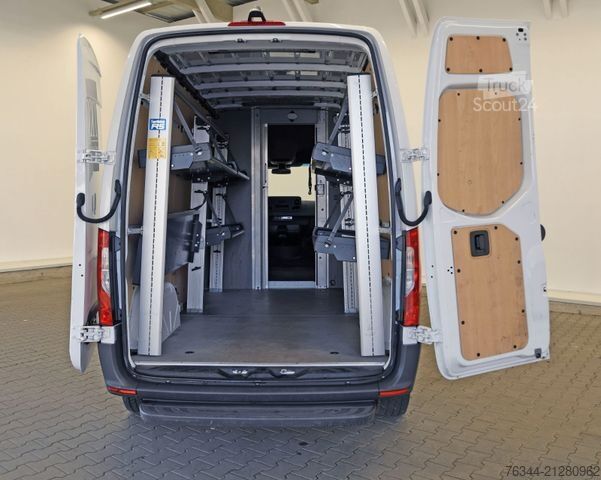 High top van MERCEDES-BENZ eSprinter 312 MR Ka Klima Kamera Regale #76T057