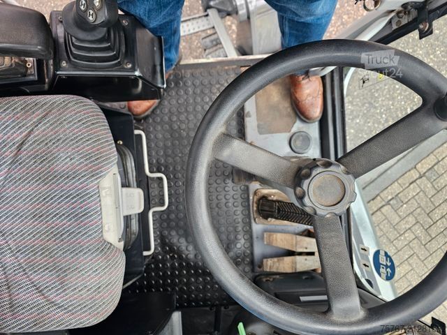 Mobilbagger FUCHS MHL 360 NO ADBLUE