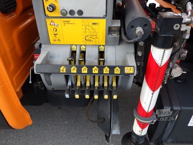 Furgón volquete IVECO 70 C 18 DoKa/Kipper/Palfinger Kran/Greifer/2xAHK