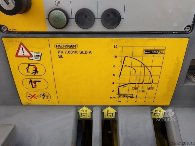 Furgón volquete IVECO 70 C 18 DoKa/Kipper/Palfinger Kran/Greifer/2xAHK