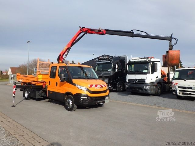 Furgón volquete IVECO 70 C 18 DoKa/Kipper/Palfinger Kran/Greifer/2xAHK