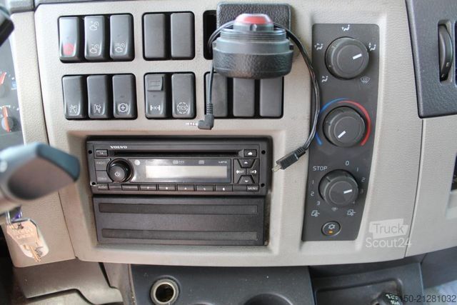 LKW mit Pritsche & Plane VOLVO FL 210 4x2 BL - Nr.: 611