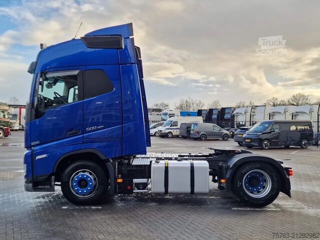 Estándar-SZM Volvo FH 13.500 Globetrotter 4x2 - I Parkcool - Full ...