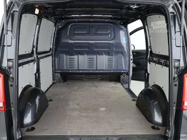 Dobozos furgon Mercedes-Benz Vito 114 CDI Kasten Kompakt AUT Facelift Kam.