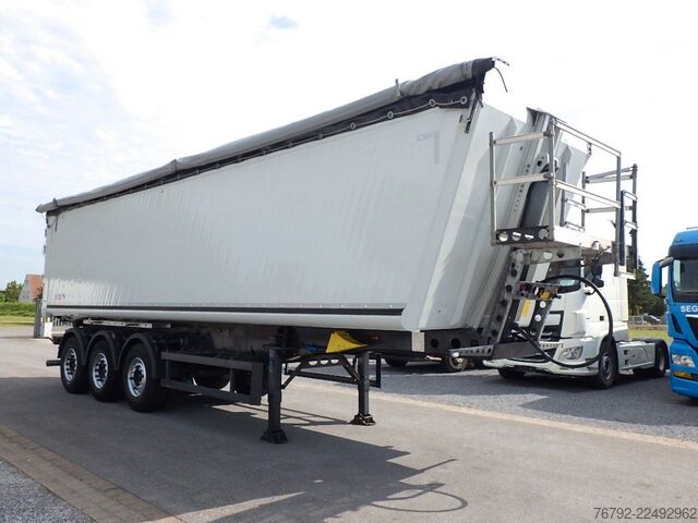 Polpriklopnik kiper SCHMITZ CARGOBULL SKI 24 Kippmulde 50 m³/Kombitüren/Lift/Rollplane