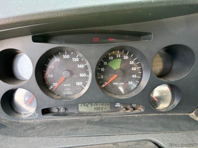 Furgon samochodowy do przewozu aut IVECO 65C17 Fzg Transporter 3 Liter Motor
