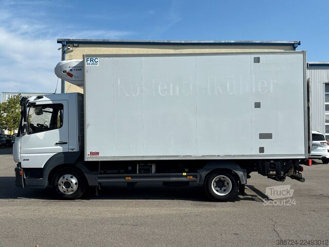 Hűtőfelépítményes furgon MERCEDES-BENZ Atego 816*TÜV*Thermoking*LBW*Klima*Portaltüren*