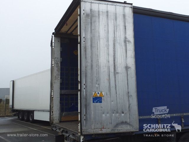 Semi-remorque bâchée Schmitz Cargobull Semitrailer Curtainsider Standard