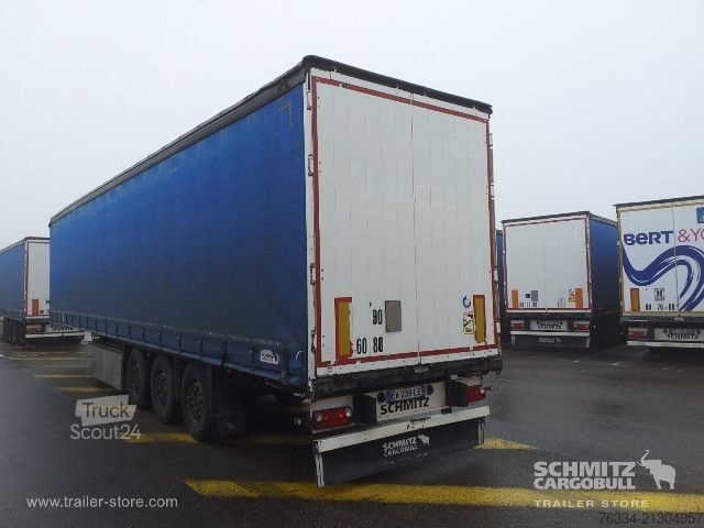 Semi-remorque bâchée Schmitz Cargobull Semitrailer Curtainsider Standard