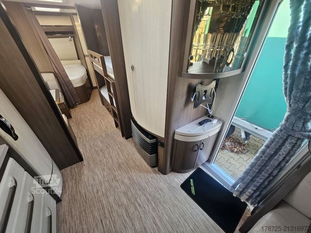 Caravan HOBBY Prestige 720 UKFe