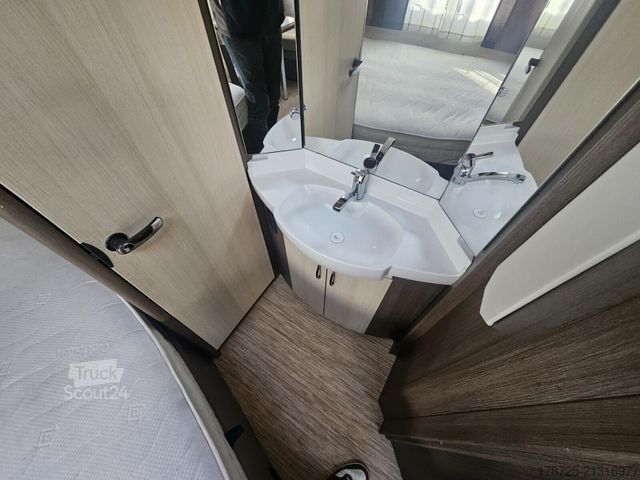 Caravan HOBBY Prestige 720 UKFe