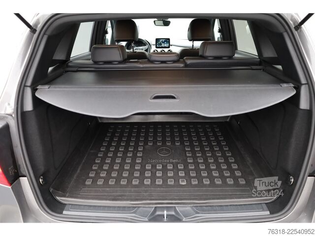 Minibus Mercedes-Benz B 220 d Urban+LED+AHK+Cam.+Navi+AUT+Keyl+PTS+SHZ