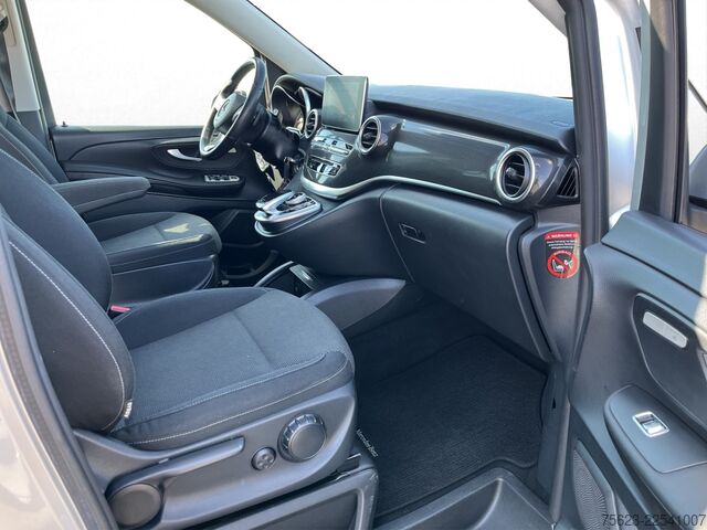 Minibusz Mercedes-Benz V 250 d 4MATIC EDITION XL Standh. AHK Comand Kamera