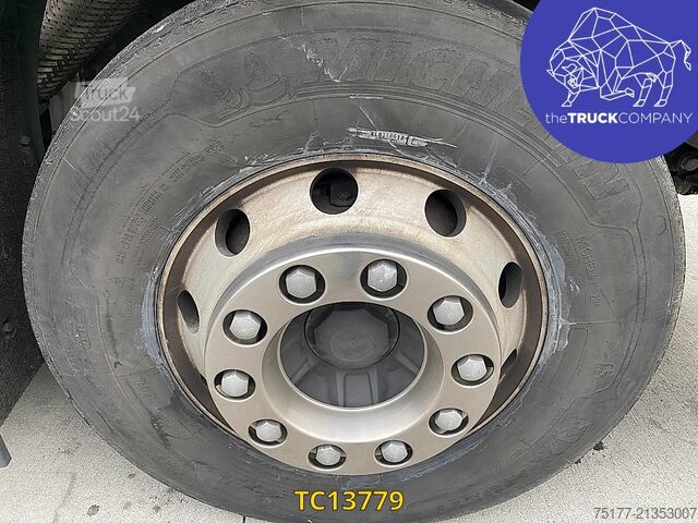 Padrão-SZM Volvo FH 500