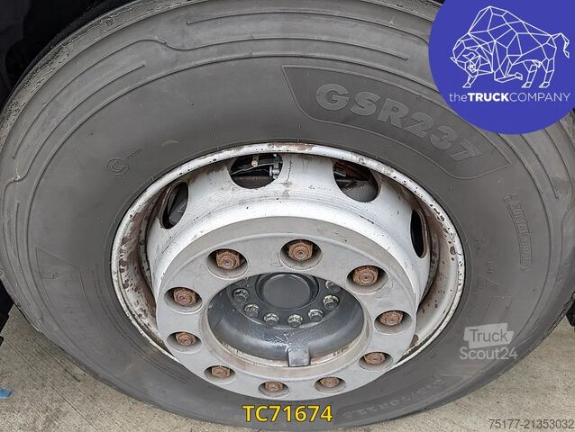 Standaard-SZM Iveco S-Way 460