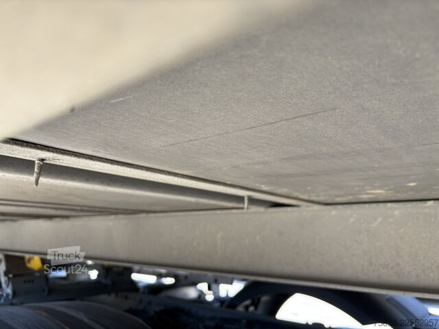 Châssis interchangeable avec plateau et bâche Wecon Wechselbrücke Verzinkt Edscha + Gardine