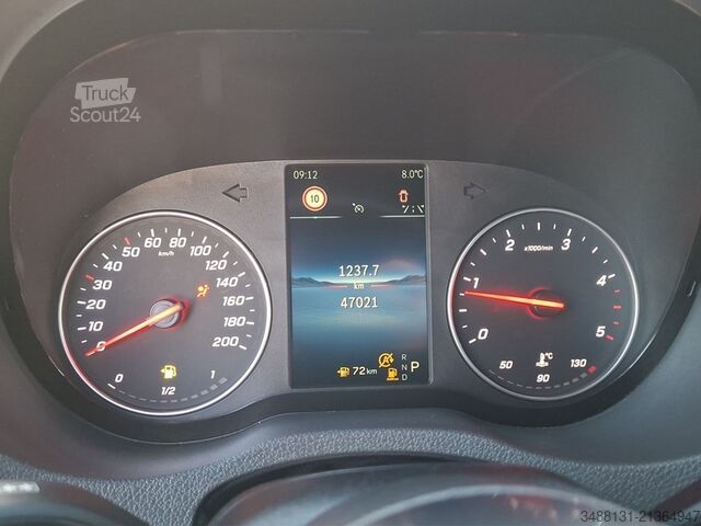 Minibuss Mercedes-Benz SPRINTER 317 TOURER AUTOM AHK 2,8t DACHKLIMA KAM