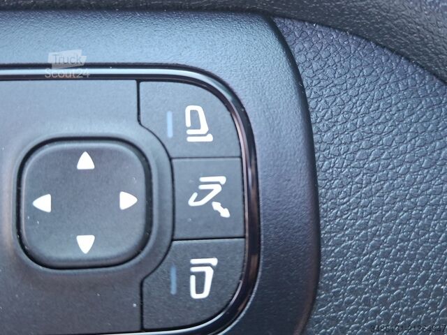 Minibuss Mercedes-Benz SPRINTER 317 TOURER AUTOM AHK 2,8t DACHKLIMA KAM