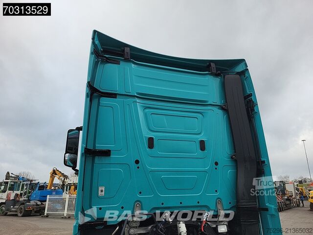 Standard-SZM Mercedes Actros 1845 4X2 Bigspace Retarder ACC 2x Tank