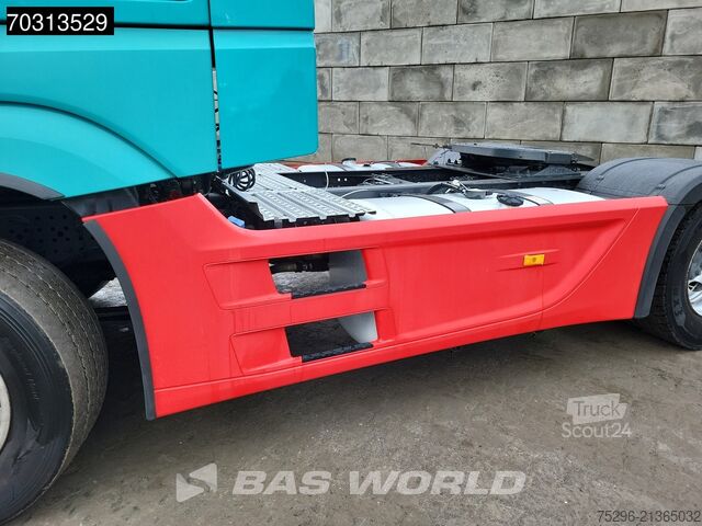 Standard-SZM Mercedes Actros 1845 4X2 Bigspace Retarder ACC 2x Tank