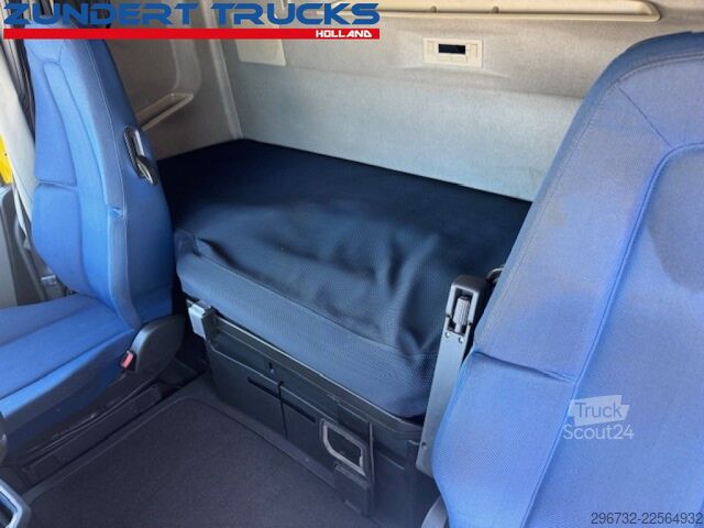 Standartinis-SZM Volvo FH 460 GLOBETROTTER,IPARCOOL, 2 TANKS, 2 BEDS, ...