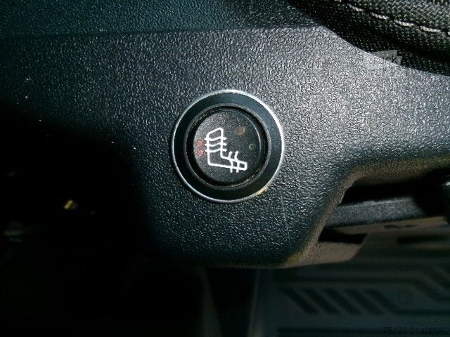 Rulotă/autocaravană FORD Nugget 185PS Autm. Aufstelldach Markise AHK Xeno