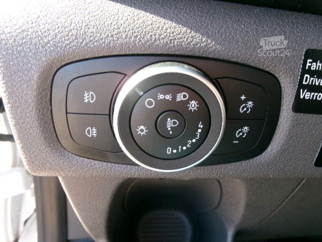 Rulotă/autocaravană FORD Nugget 185PS Autm. Aufstelldach Markise AHK Xeno