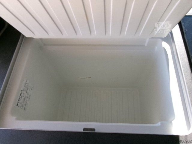 Rulotă/autocaravană FORD Nugget 185PS Autm. Aufstelldach Markise AHK Xeno