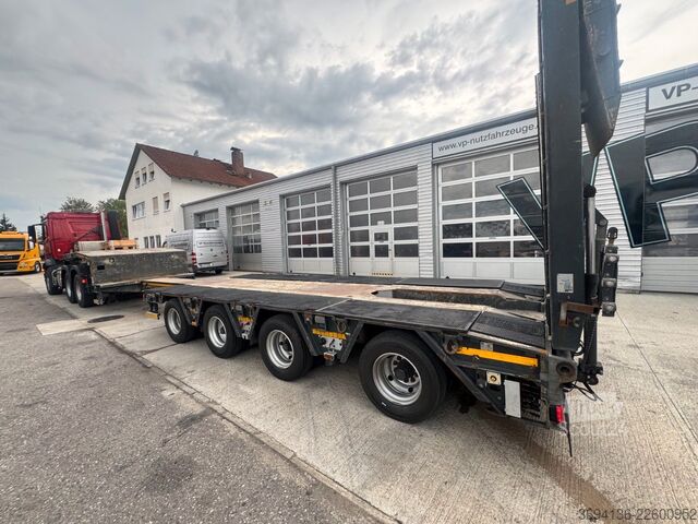 Alacsony rakfelületű félpótkocsi GOLDHOFER STZ-MPA-4-55/80 A 12 t Achsen 1500 mm  Sattelhöh