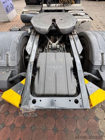 Standardni tegljač IVECO Stralis 460/Retarder/Klima/Kamera/Tüv-neu