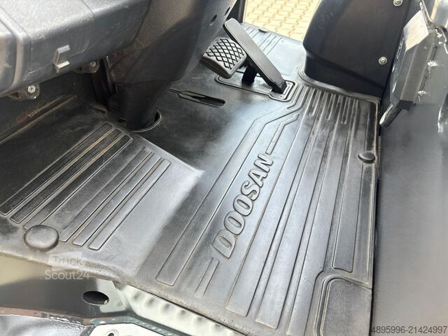 Carretilla elevadora de 3 ruedas DOOSAN B15T-7/2021y./ Lithium battery/New price