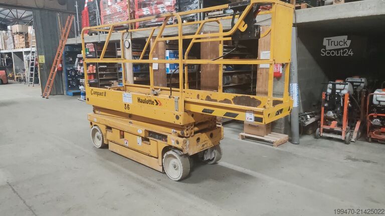 Mesa elevatória de tesoura Haulotte Compact 8N