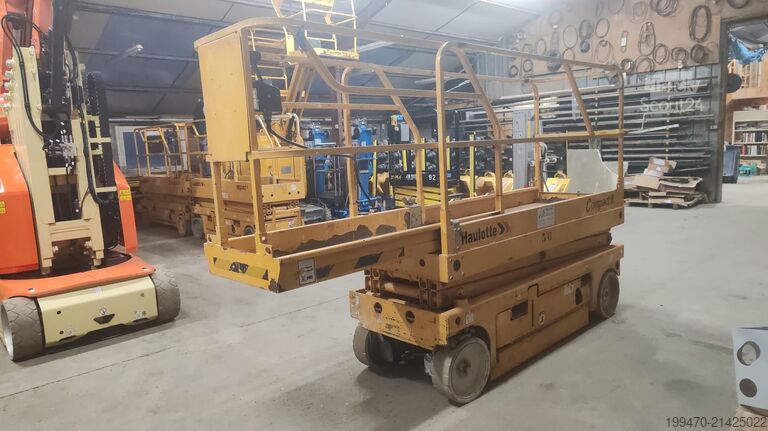 Mesa elevatória de tesoura Haulotte Compact 8N