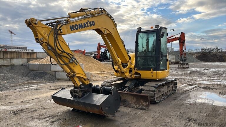 Миди-экскаватор 7т - 12т Komatsu PC80MR-5E0 with 3 excavator buckets