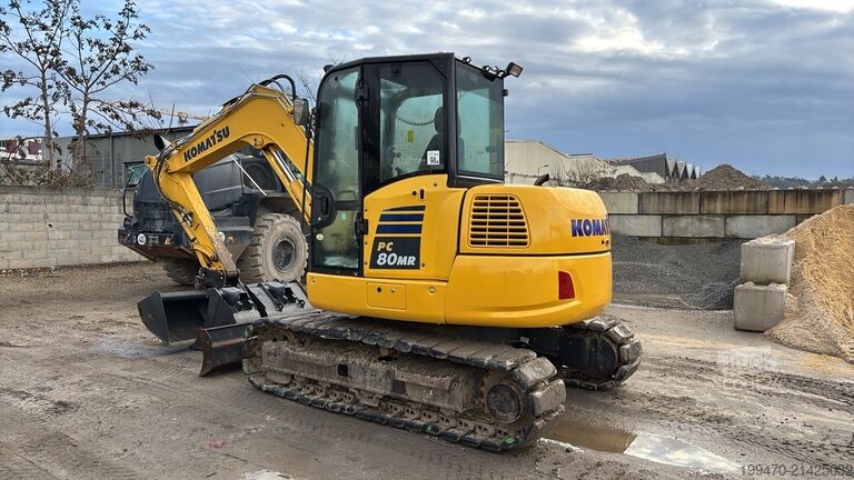 Миди-экскаватор 7т - 12т Komatsu PC80MR-5E0 with 3 excavator buckets