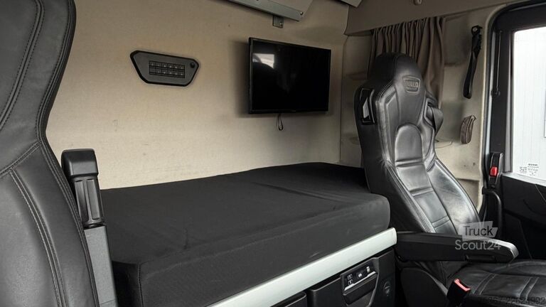 Standartinis vilkikas IVECO S-Way AS440S48T/P