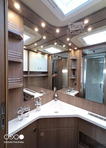 Integruota kemperis MORELO Loft 79 L