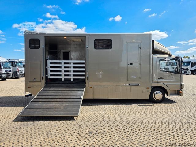 Transporteur de bétail MERCEDES-BENZ Atego 818L