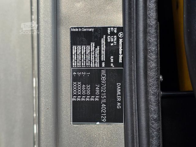 Transporteur de bétail MERCEDES-BENZ Atego 818L