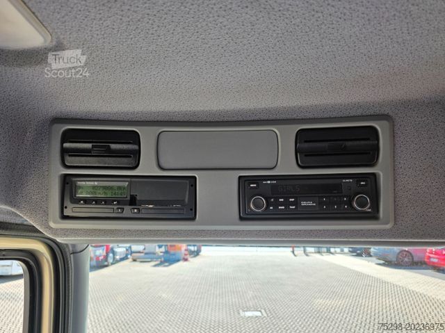 Transporteur de bétail MERCEDES-BENZ Atego 818L